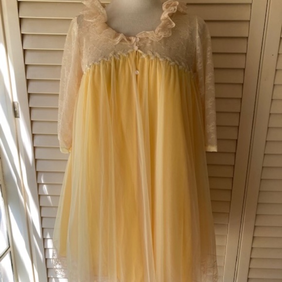 Bonwit Teller Chiffon Peignoir Set - Picture 1 of 16